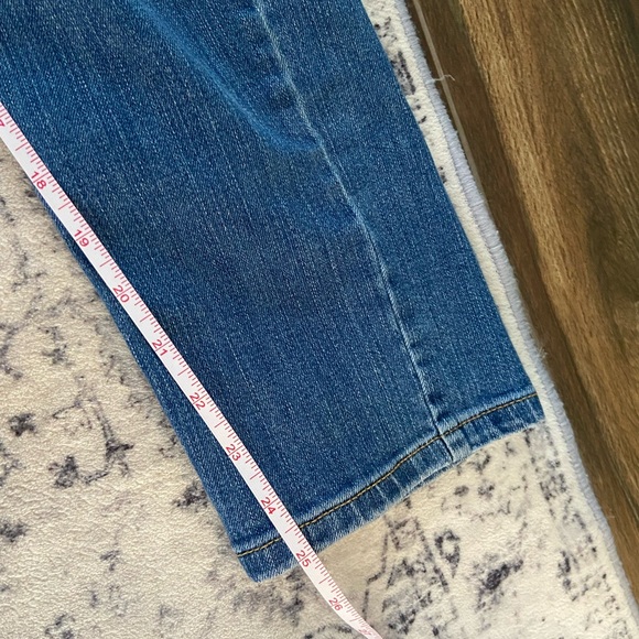 Banana Republic Girlfriend Jeans - Picture 8 of 8